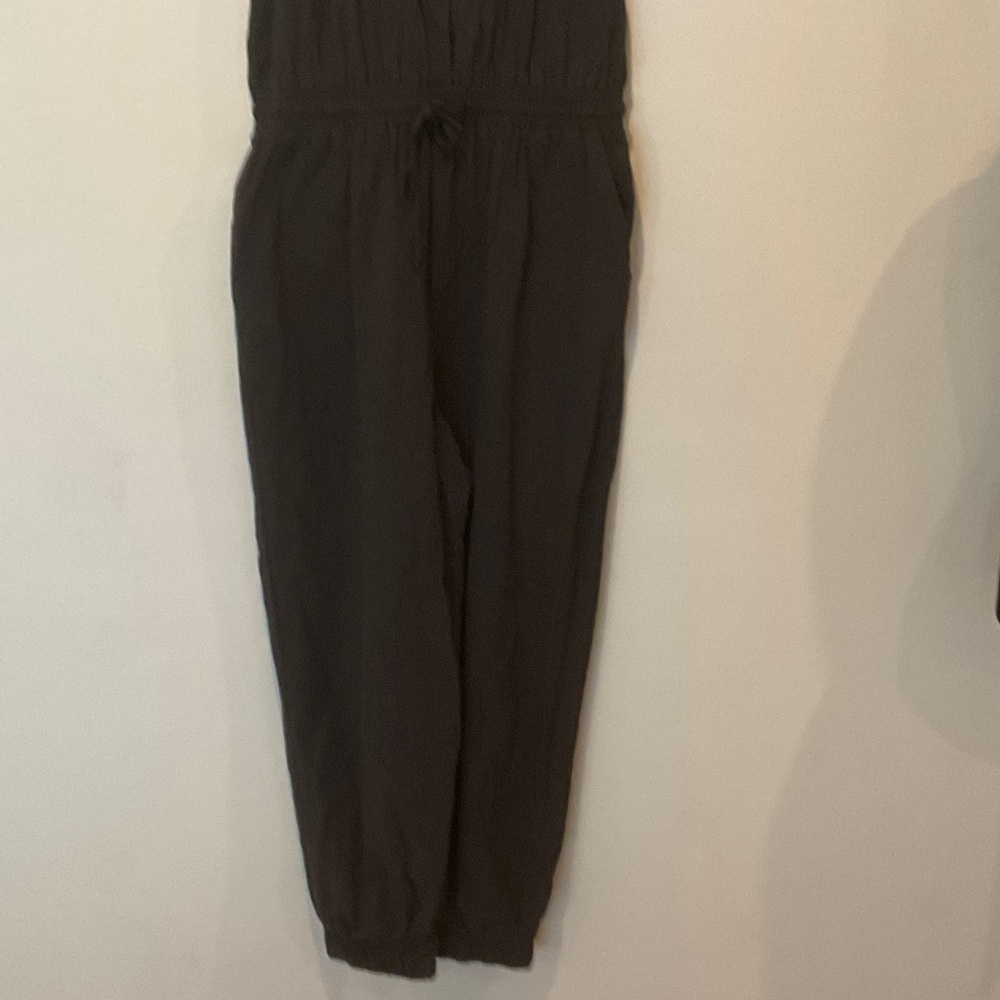Cupshe Sleek Black Jumpsuit, XL - Picture 4 of 15